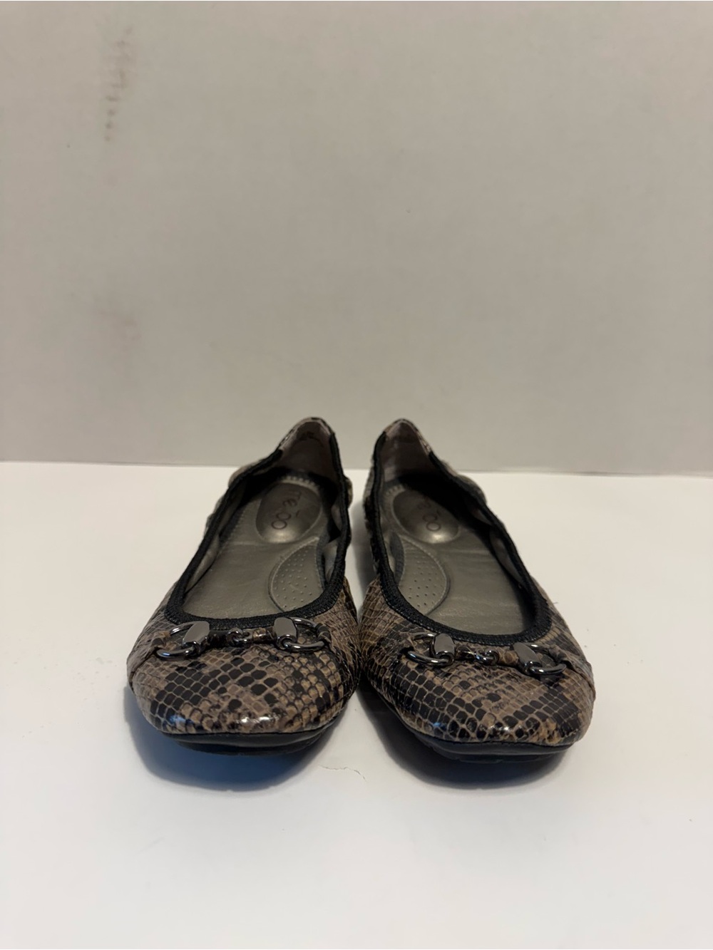Me Too black beige snake print ballet flats bow comfort ladies 9 M - Picture 2 of 6